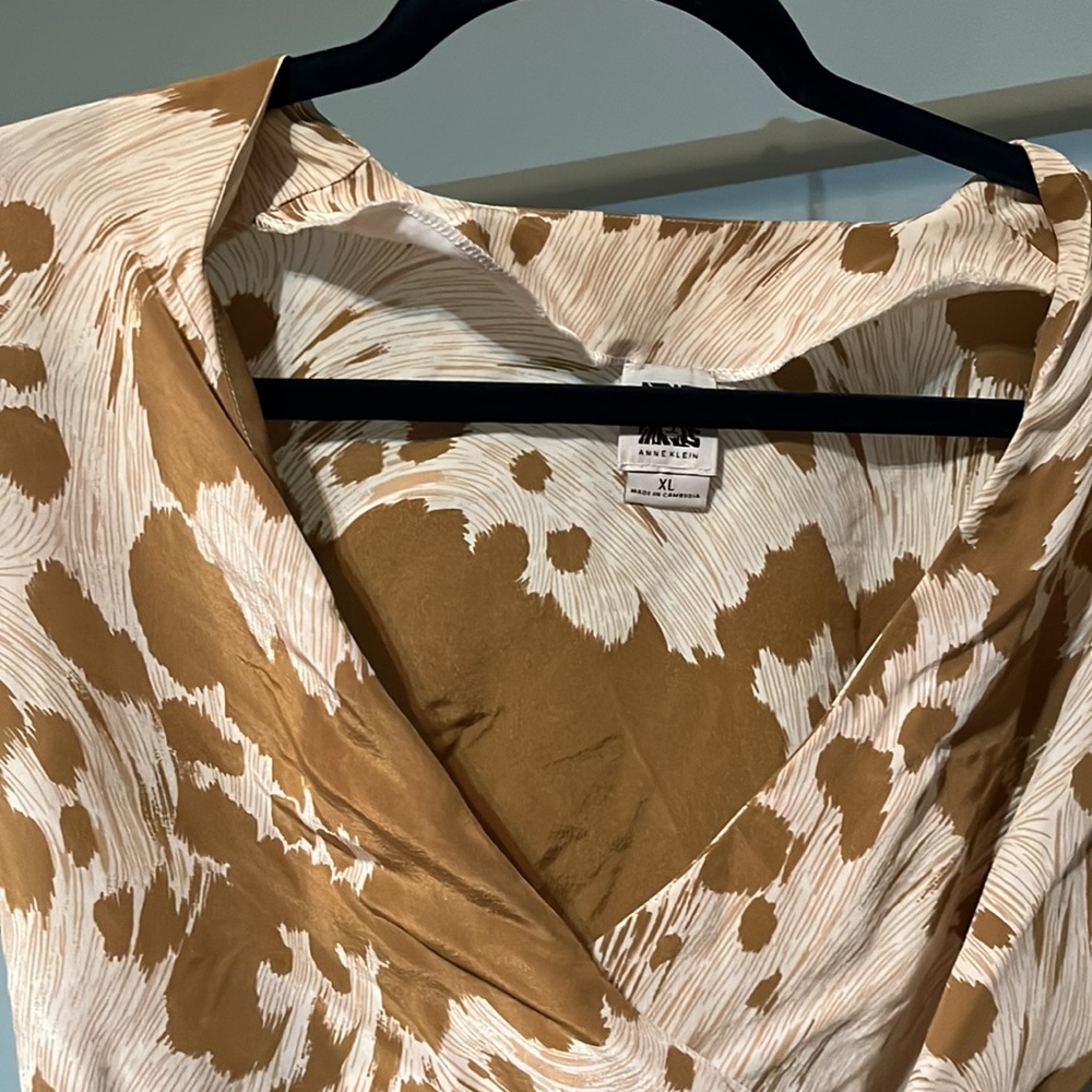 Anne Klein Patterned Wrap Top - image 3